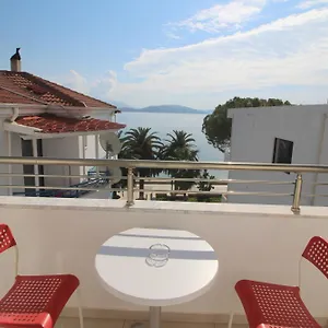 elena-rooms-and-apartments.albaniahotels.org/