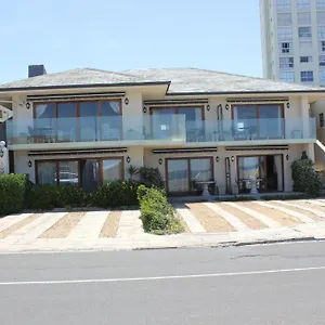 mt-bijoux-preferred-accommodation.hotels-capetown.com/